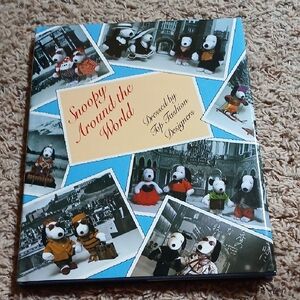 Snoopy Book